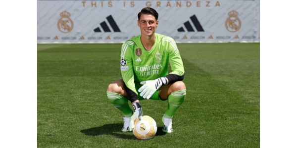 Kepa Arrizabalaga kokee olevansa kunnia käyttää Real Madridin paitaa